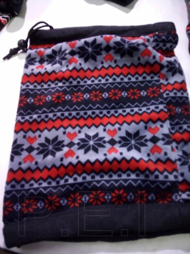 Fascia scalda collo - collo, cappellino